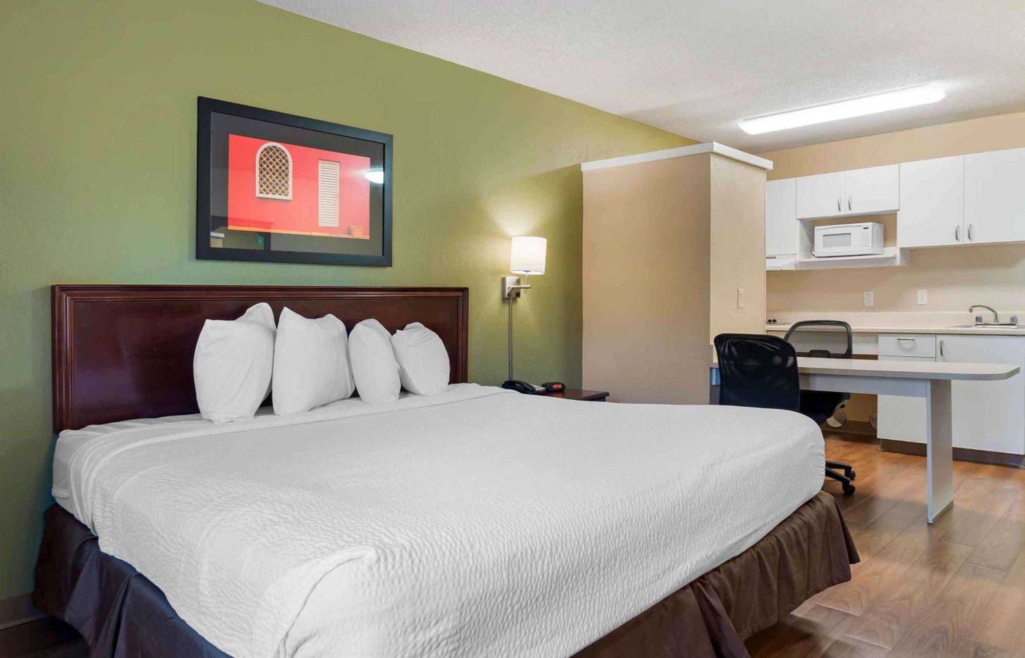 Extended Stay America Select Suites - Detroit - Novi - Haggerty Road Northville Exterior photo