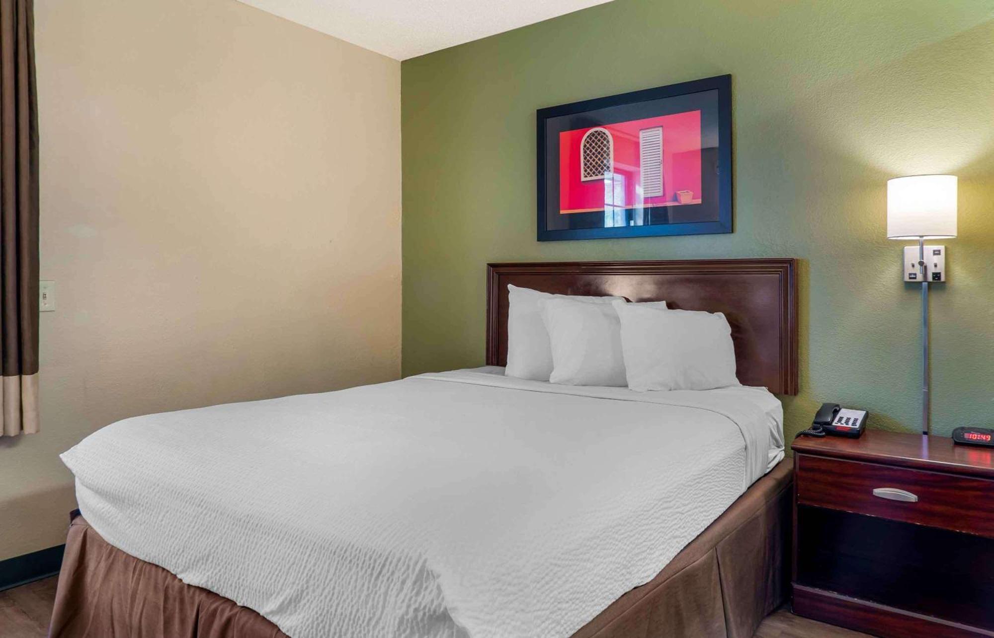 Extended Stay America Select Suites - Detroit - Novi - Haggerty Road Northville Exterior photo